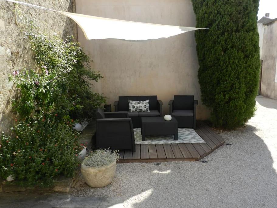 Le Maset des Aires: Luberon Views with Summer Jacuzzi Maubec  Exterior photo