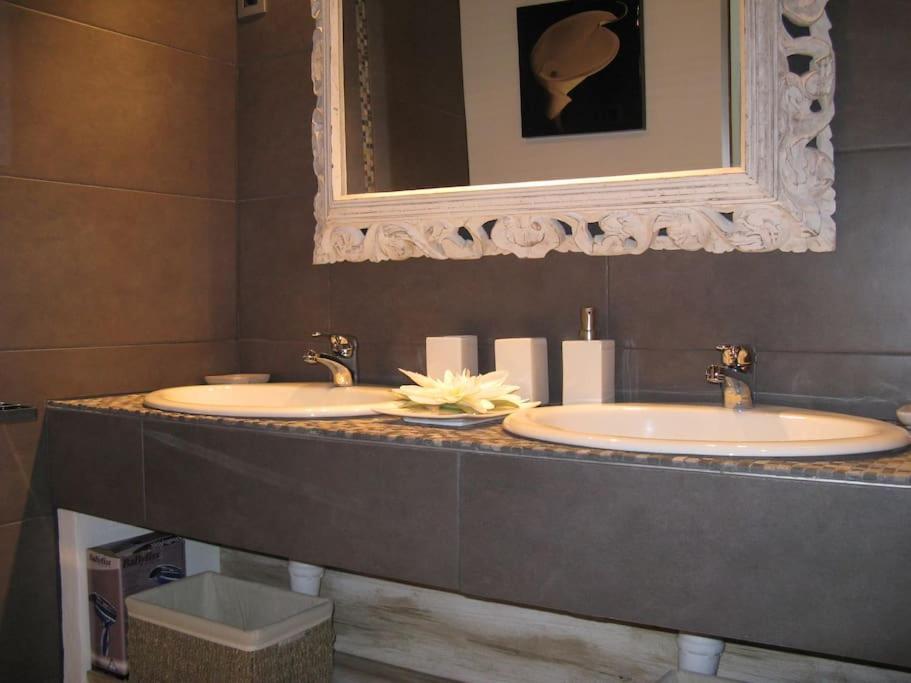 Le Maset des Aires: Luberon Views with Summer Jacuzzi Maubec  Exterior photo